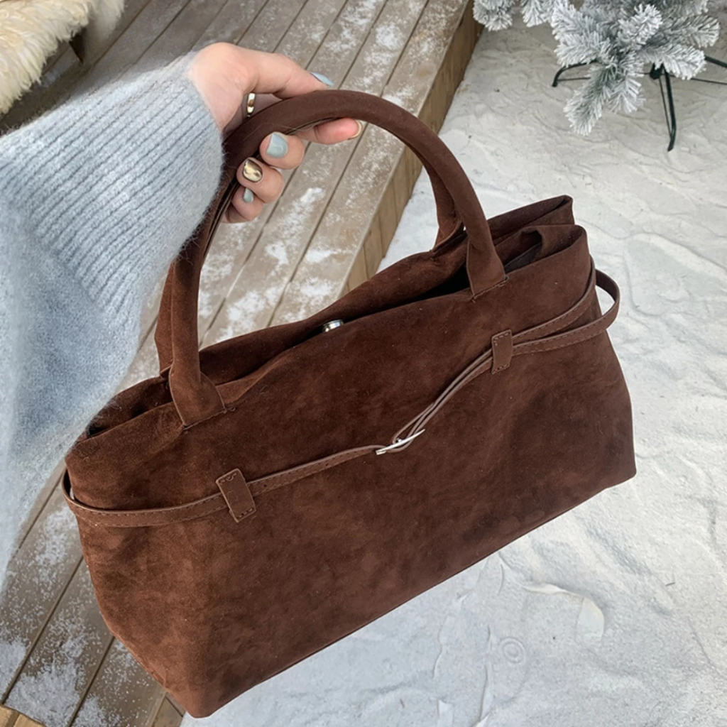 Bolsa Tote em Camurça Auriane – Miga Sua Bolsa | Elegância e Sofisticação