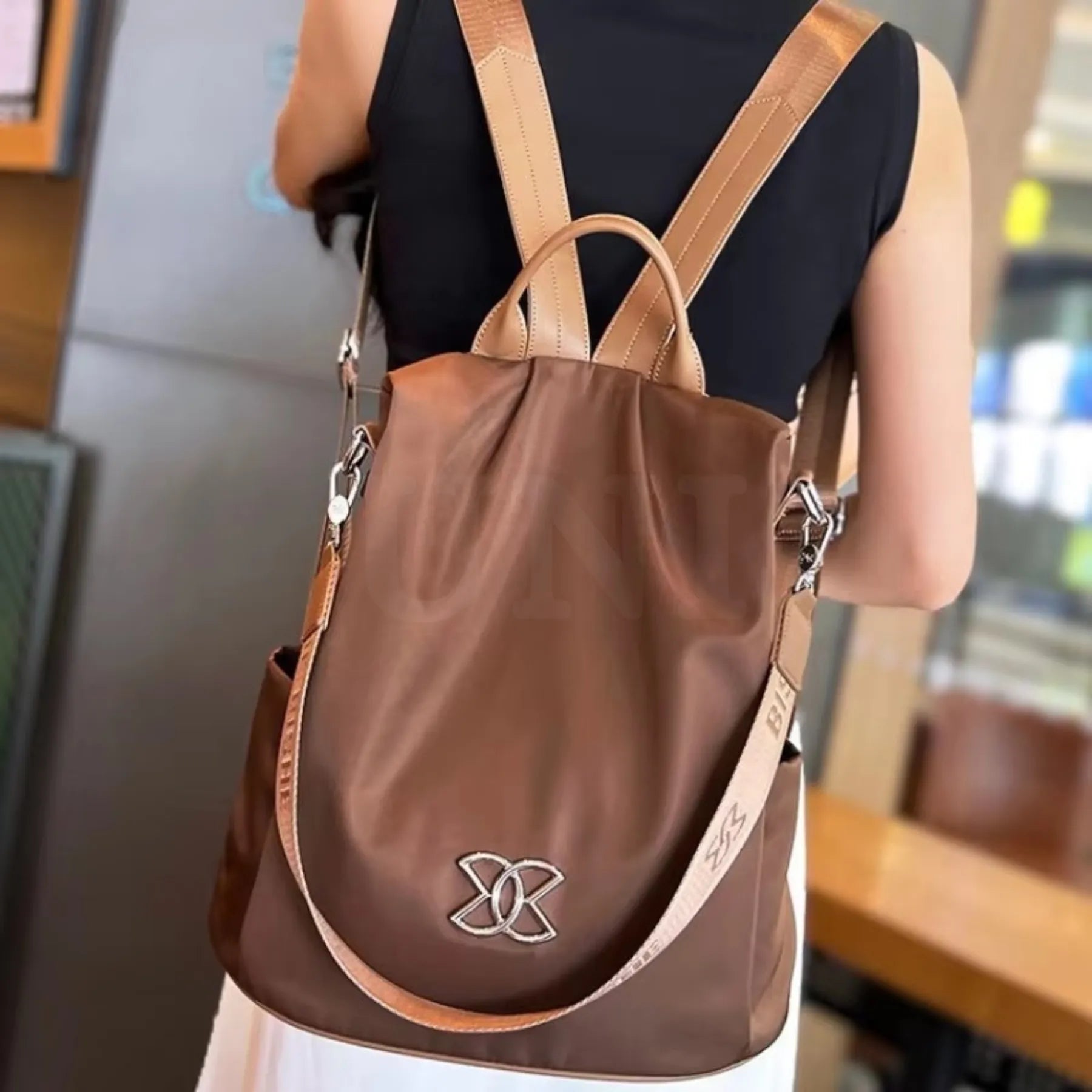 Mochila Antifurto e Funcional Clássica ChicSafe™ | Miga Sua Bolsa