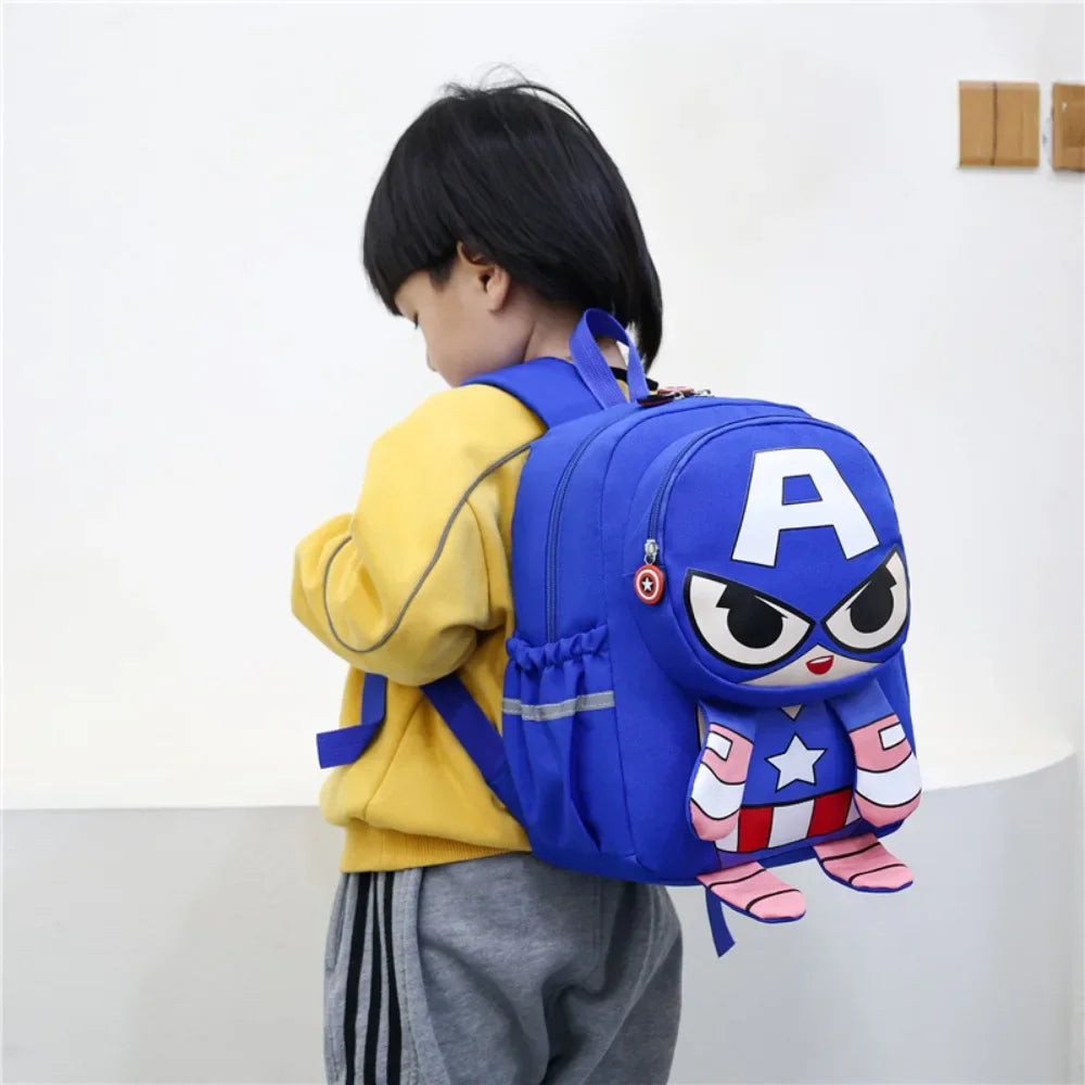Mochila Infantil dos heróis — Modelo para Meninos
