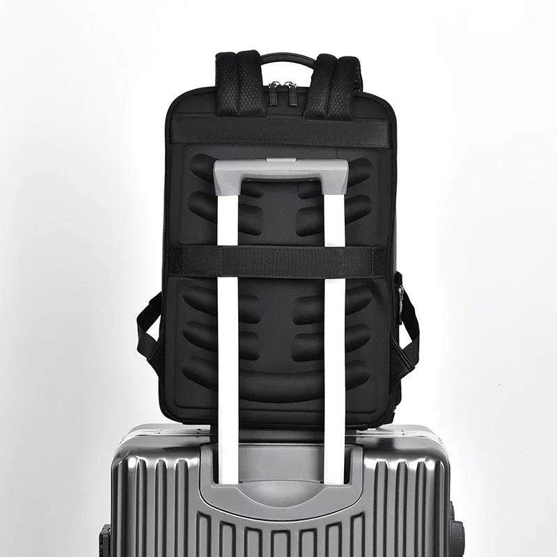 Mochila Executiva de Couro com USB | Allegante Leather