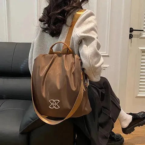 Mochila Antifurto e Funcional Clássica ChicSafe™ | Miga Sua Bolsa