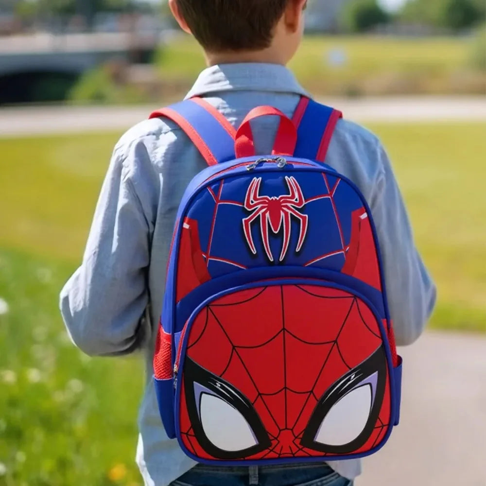 Mochila Infantil Leve dos Heróis